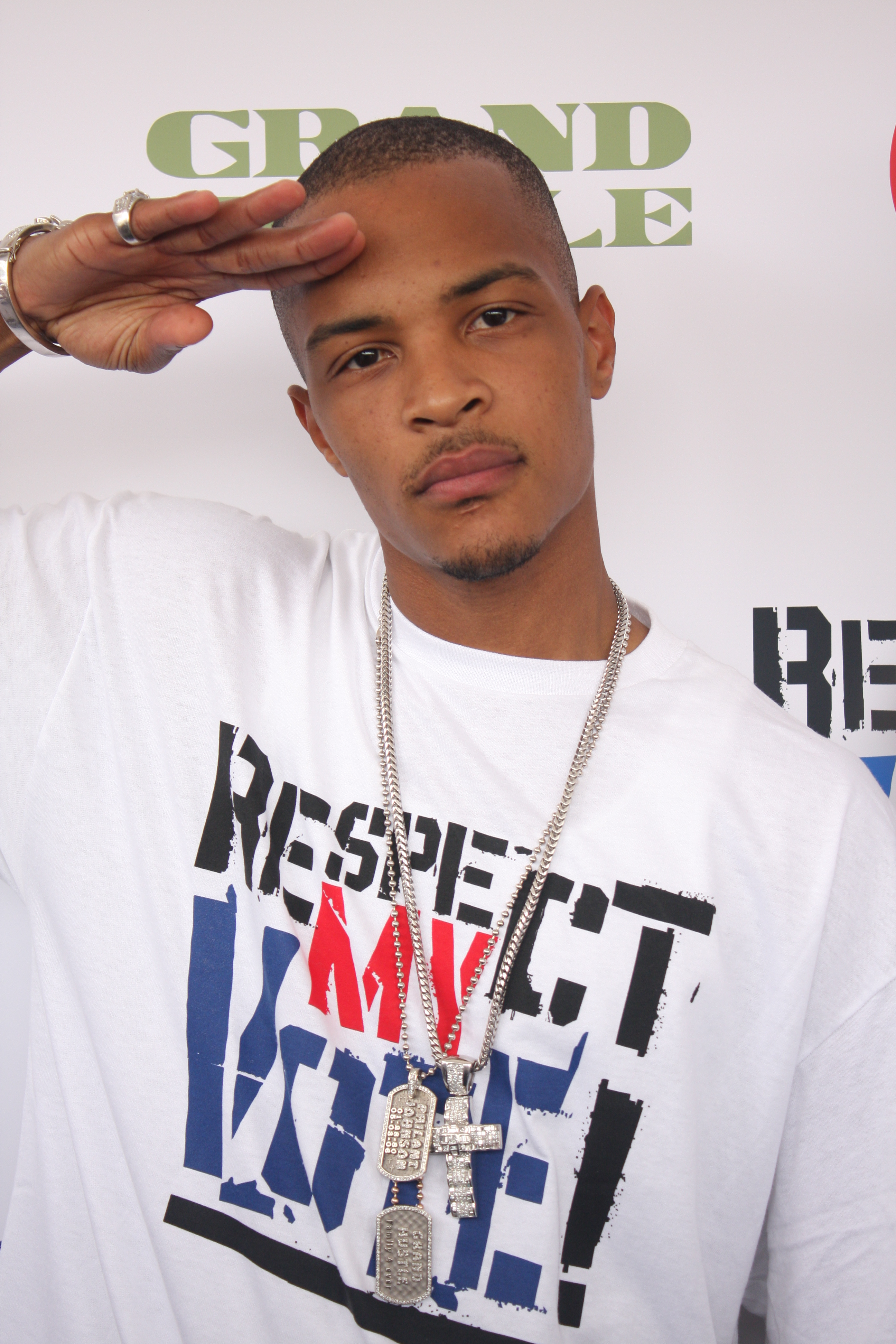 T.I. Signs Australian Rapper Iggy Azalea, & British MC Chipmunk To ...
