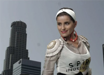 nelly_furtado-hoops-thumb
